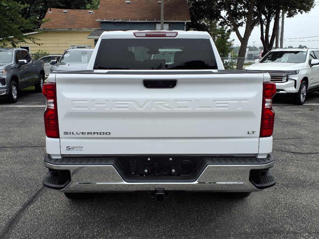 2024 Chevrolet Silverado 1500 LT photo 4
