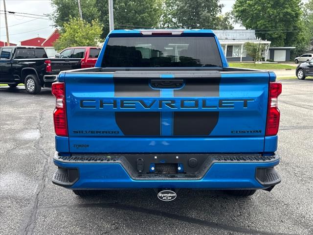 2022 Chevrolet Silverado 1500 Custom photo 4