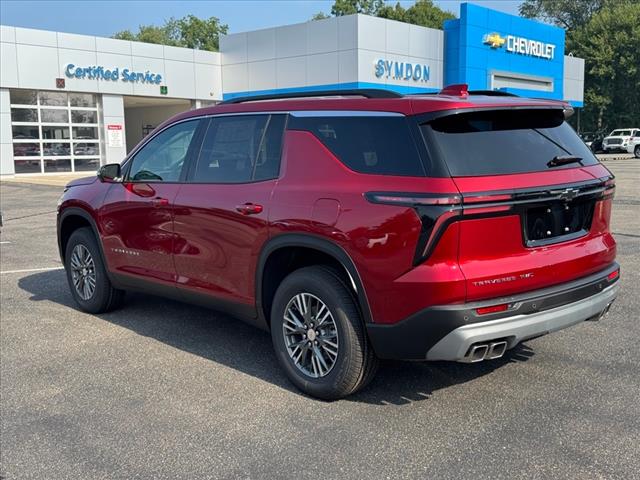 2026 Chevrolet Traverse photo 2