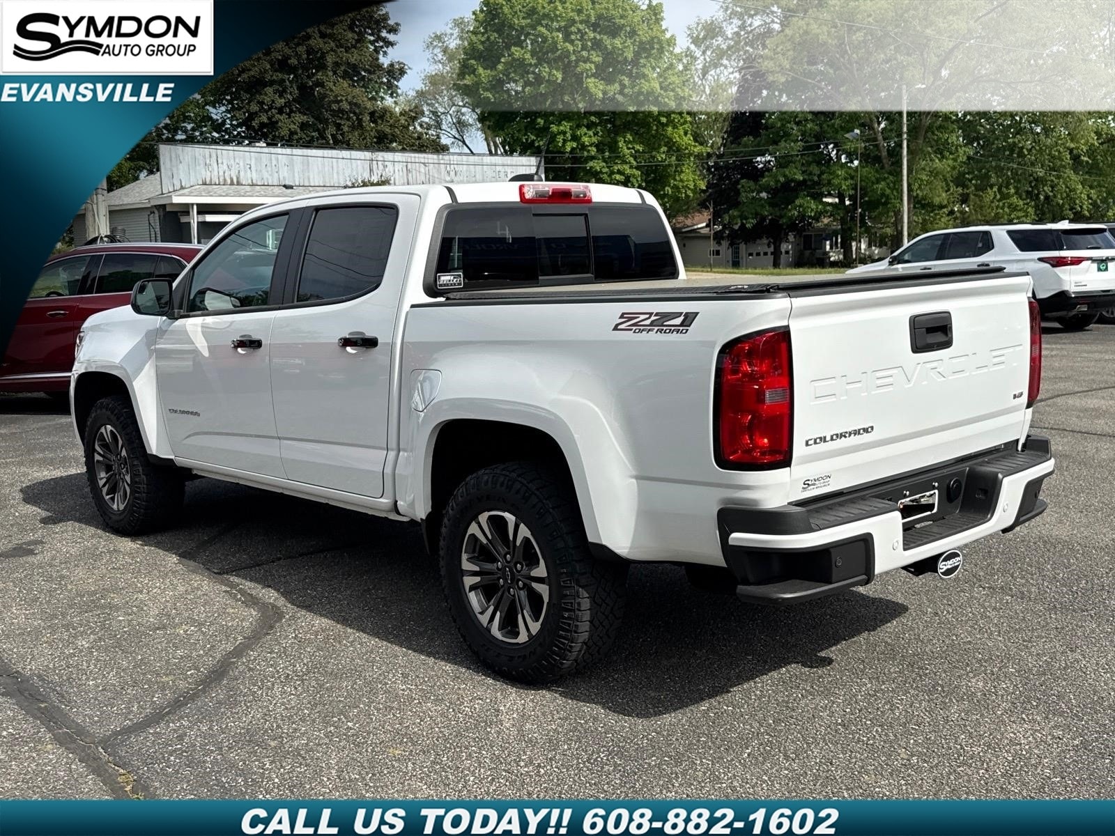 2022 Chevrolet Colorado Z71 - Photo 3