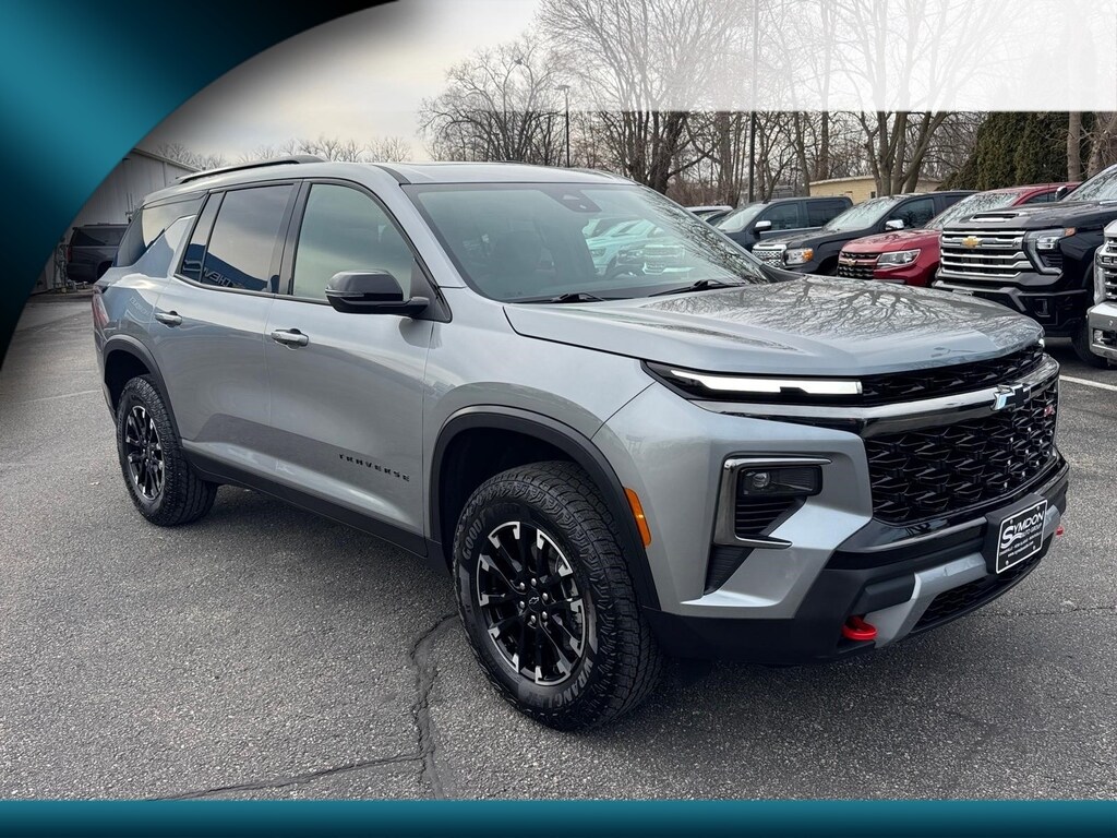 Used 2025 Chevrolet Traverse Z71 SUV
