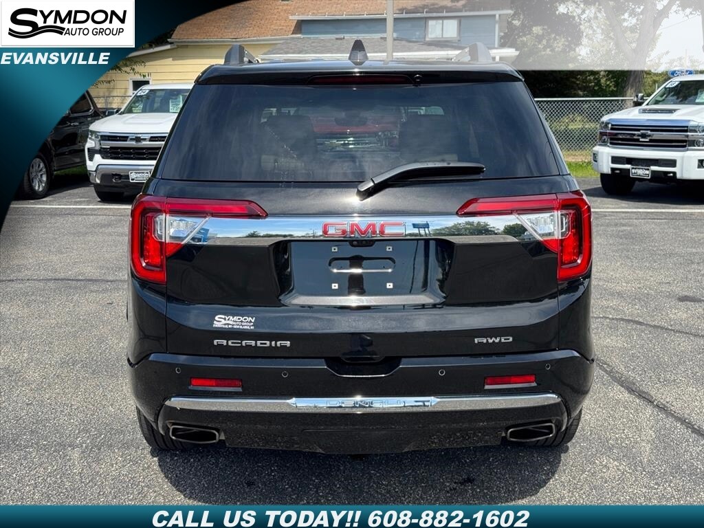2023 Gmc Acadia Denali photo 3
