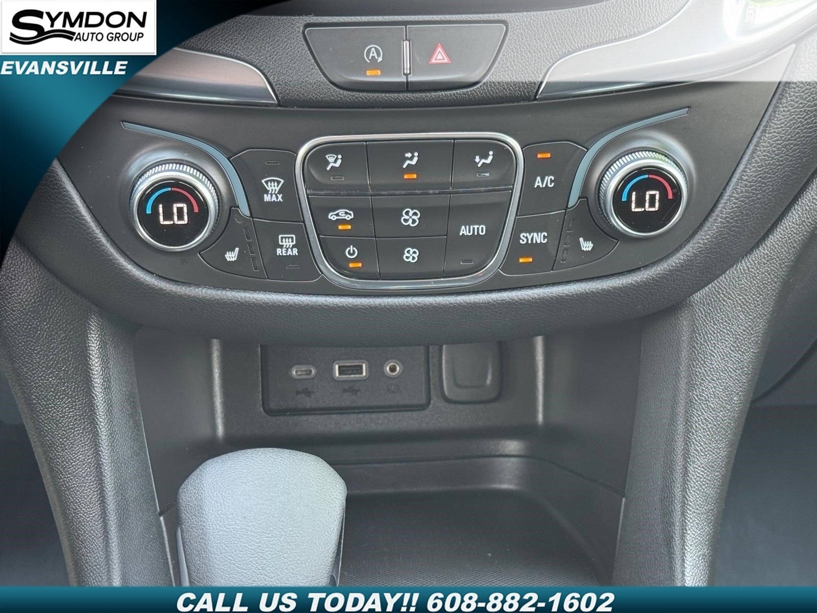 2022 Chevrolet Equinox LT - Photo 14