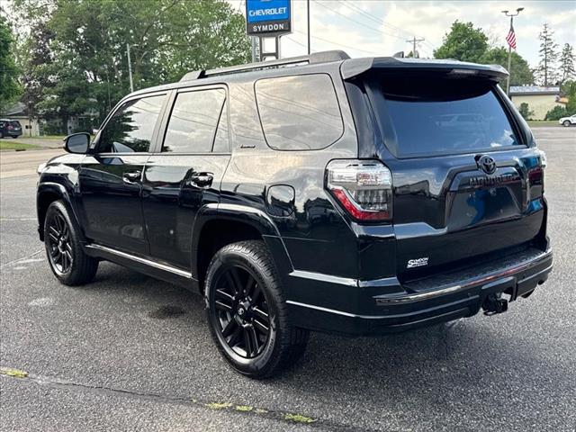2020 Toyota 4Runner SR5 photo 3