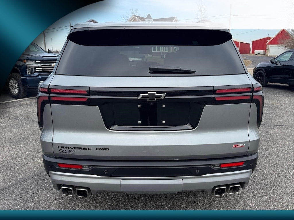 Used 2025 Chevrolet Traverse Z71 SUV