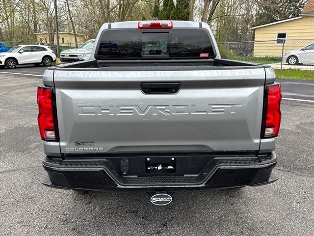 2023 Chevrolet Colorado Z71 photo 3