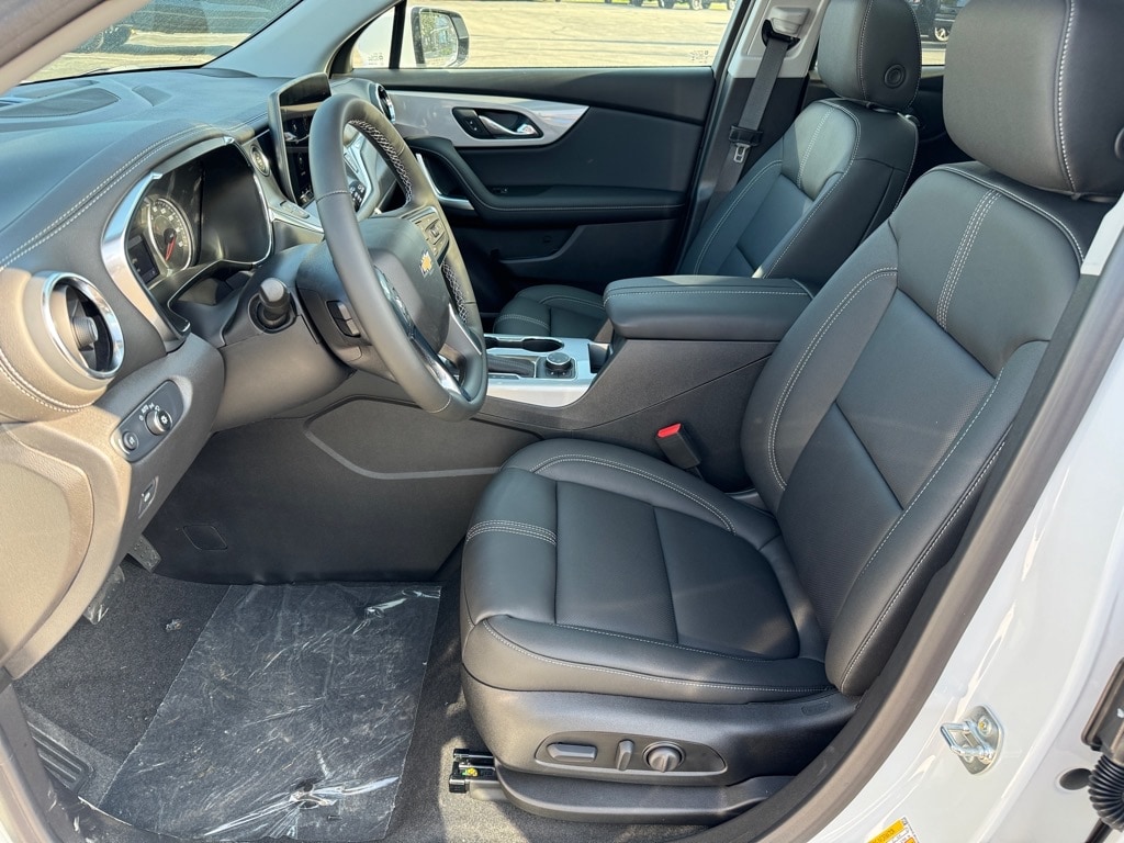 2025 Chevrolet Blazer 3LT photo 3