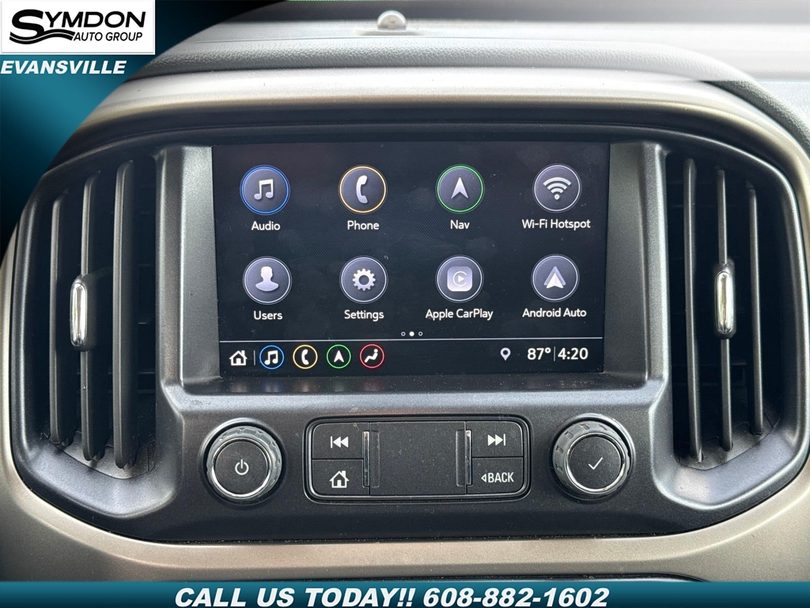 2022 Chevrolet Colorado Z71 - Photo 12