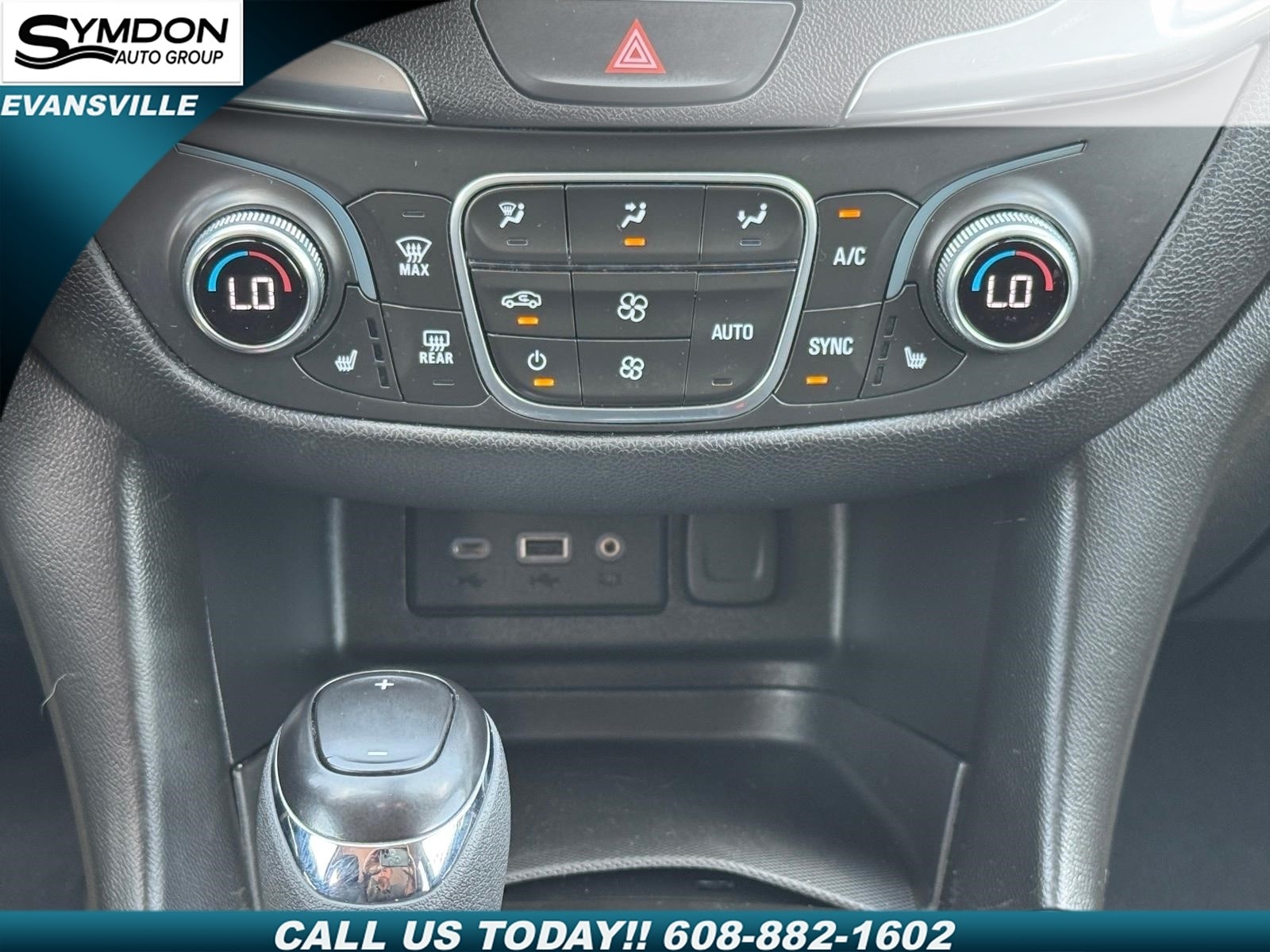 2020 Chevrolet Equinox LT - Photo 14