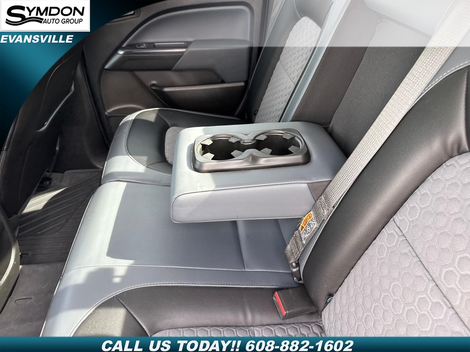 2022 Chevrolet Colorado Z71 - Photo 8