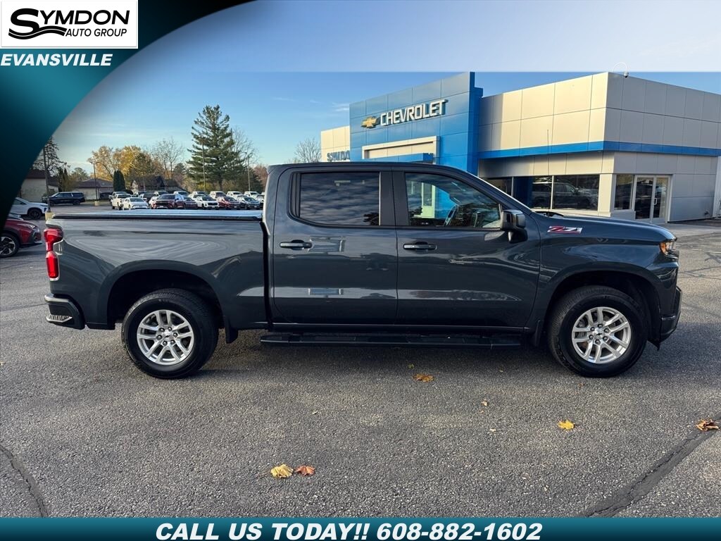 2021 Chevrolet Silverado 1500 RST photo 2