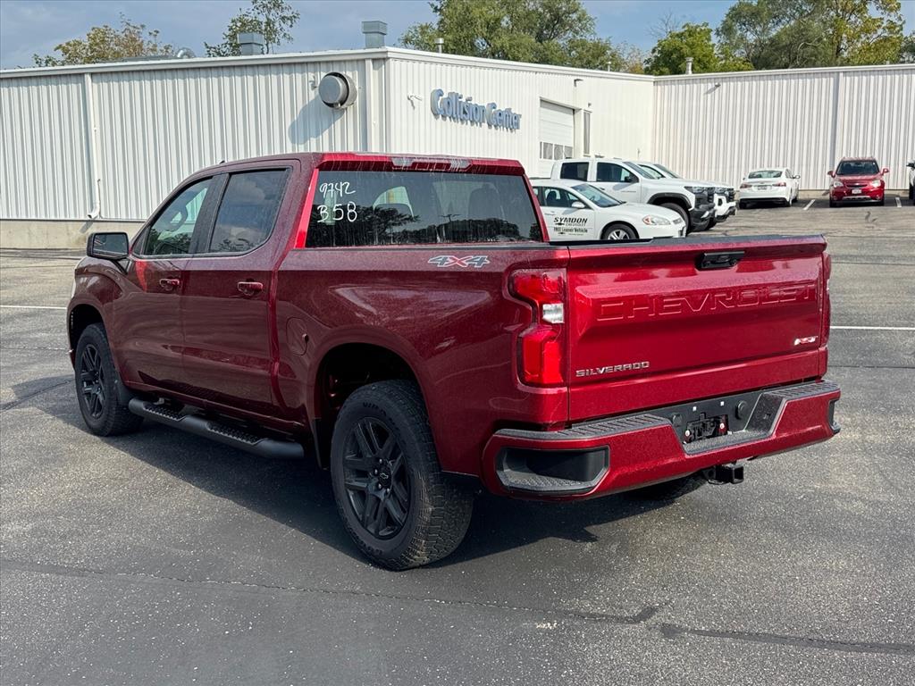 2026 Chevrolet Silverado 1500 RST photo 2