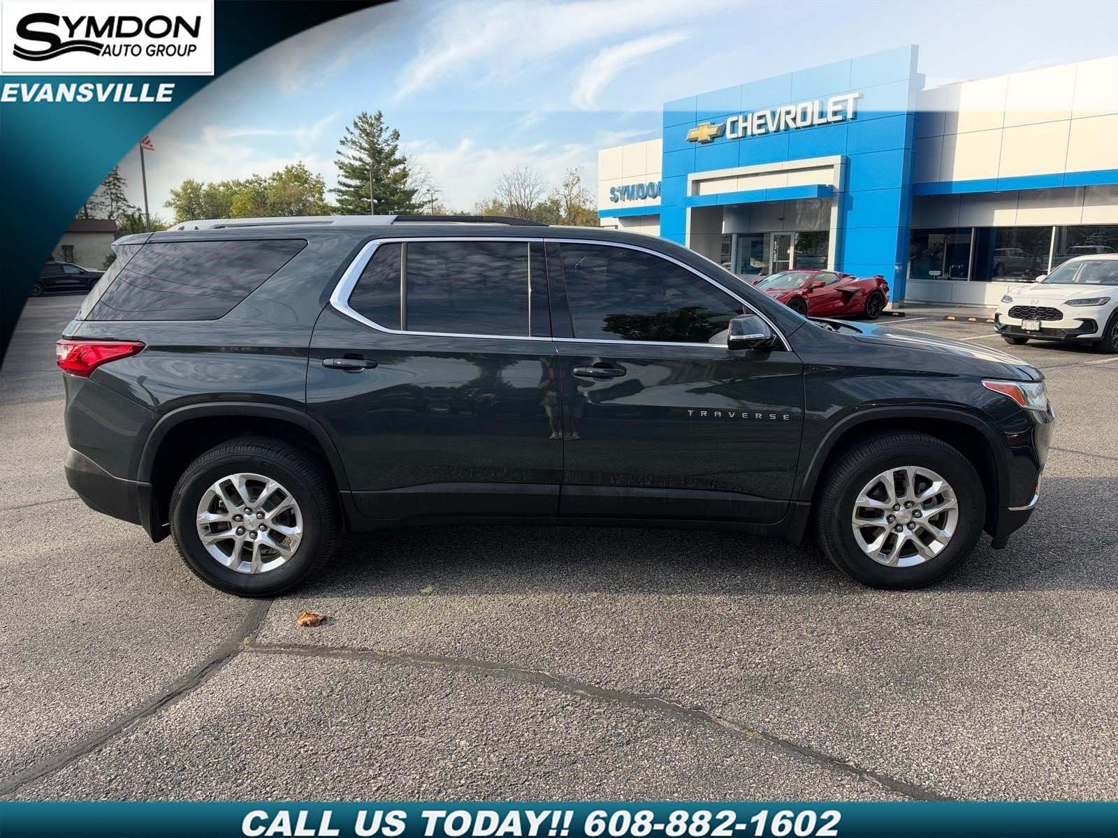 Used 2018 Chevrolet Traverse LT Cloth AWD LT Cloth w/1LT