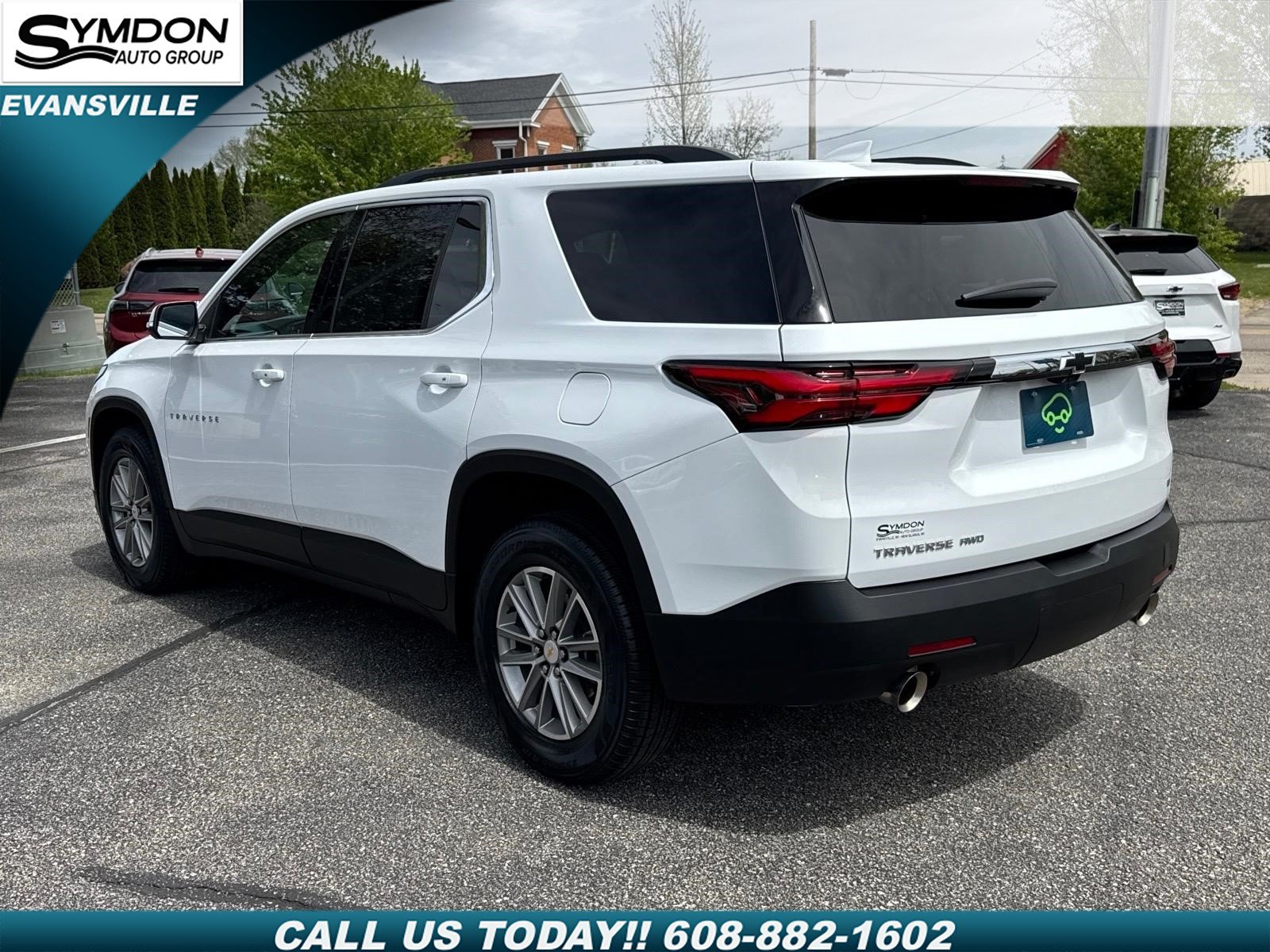 Used 2023 Chevrolet Traverse LT Cloth AWD LT Cloth w/1LT
