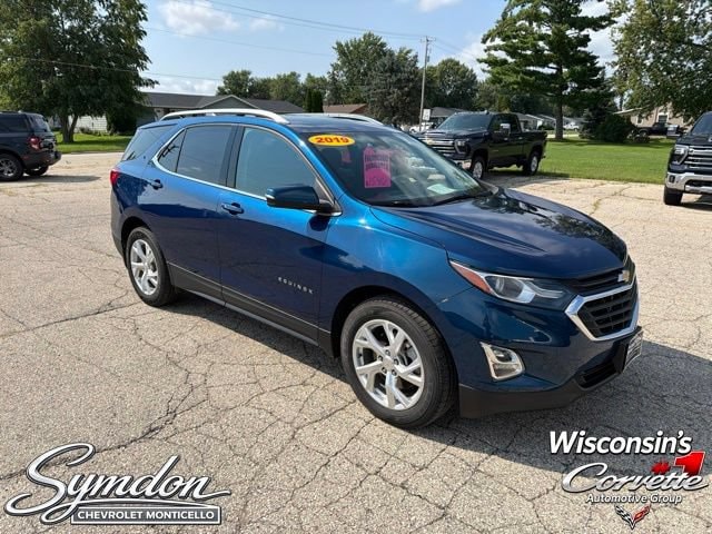 Used 2019 Chevrolet Equinox LT with VIN 2GNAXVEX3K6215392 for sale in New Glarus, WI