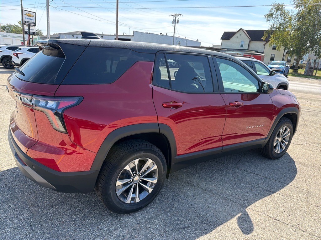 2026 Chevrolet Equinox LT photo 4
