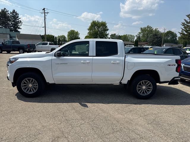 2025 Chevrolet Colorado Work Truck LT photo 4