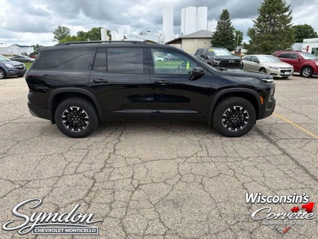 Used 2025 Chevrolet Traverse Z71 SUV