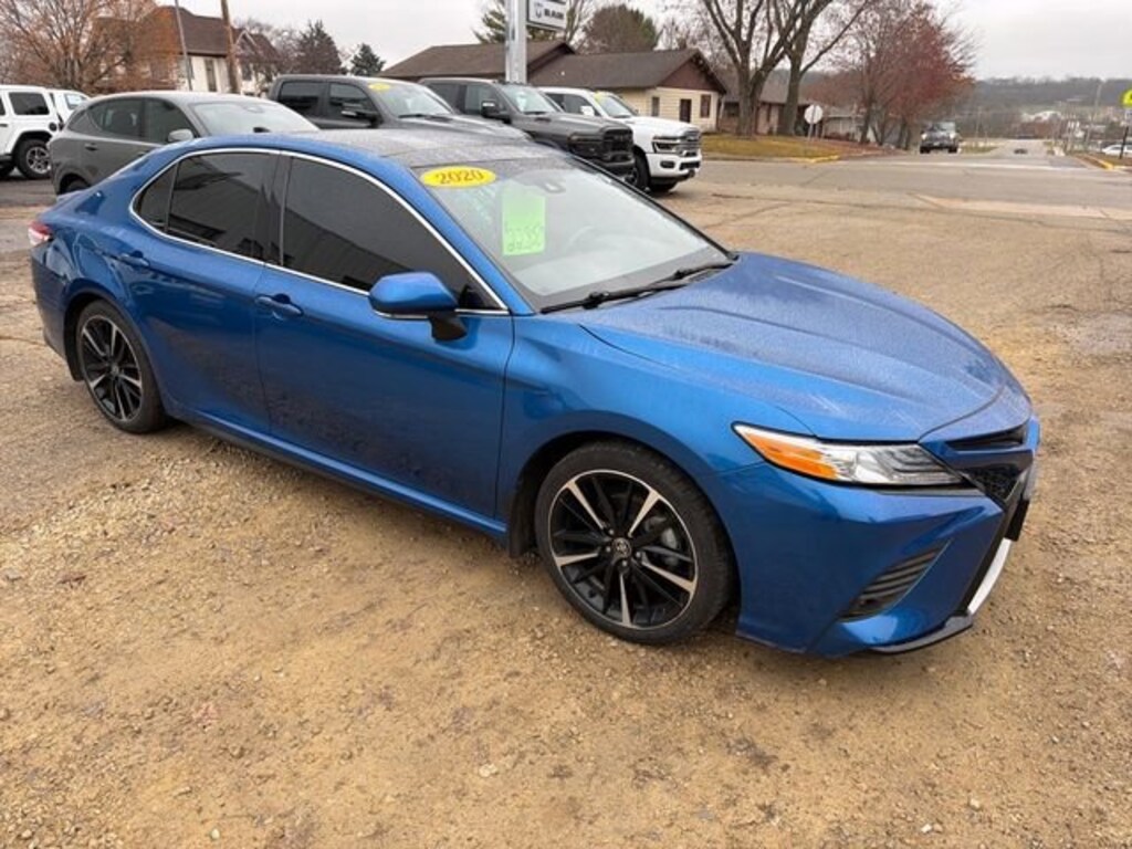 Used 2020 Toyota Camry XSE