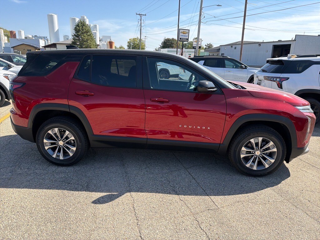 2026 Chevrolet Equinox LT photo 3