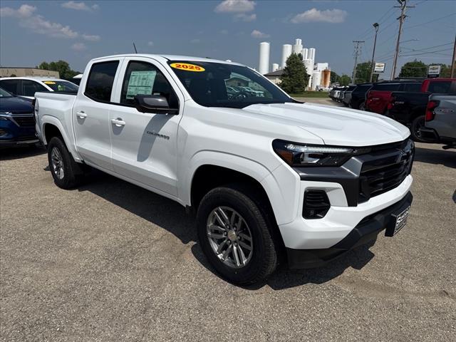 2025 Chevrolet Colorado Work Truck LT photo 2