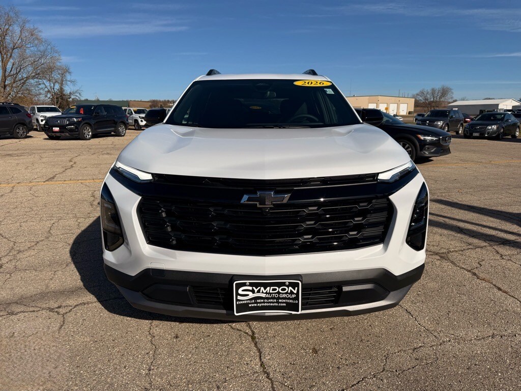 2026 Chevrolet Equinox LT photo 2