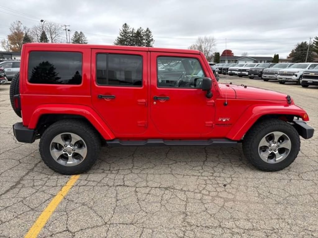 Used 2017 Jeep Wrangler Unlimited Sahara
