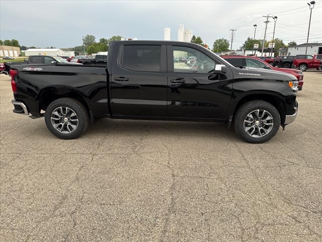 2025 Chevrolet Silverado 1500 LT photo 2