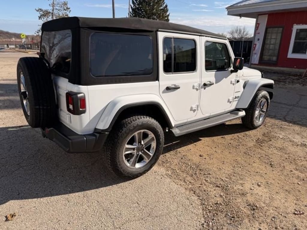 Used 2020 Jeep Wrangler Unlimited Sahara