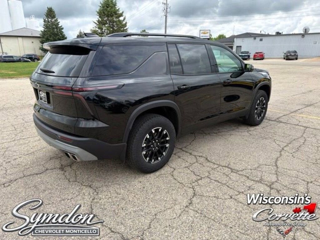 Used 2025 Chevrolet Traverse Z71 SUV