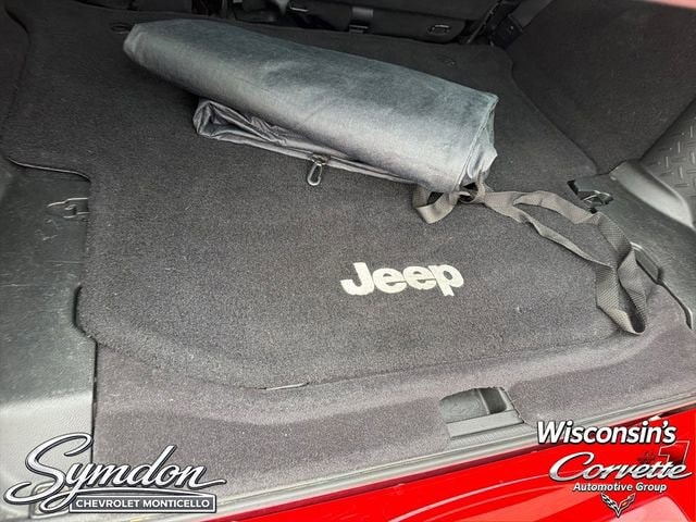 2017 Jeep Wrangler Unlimited Sahara - Photo 19