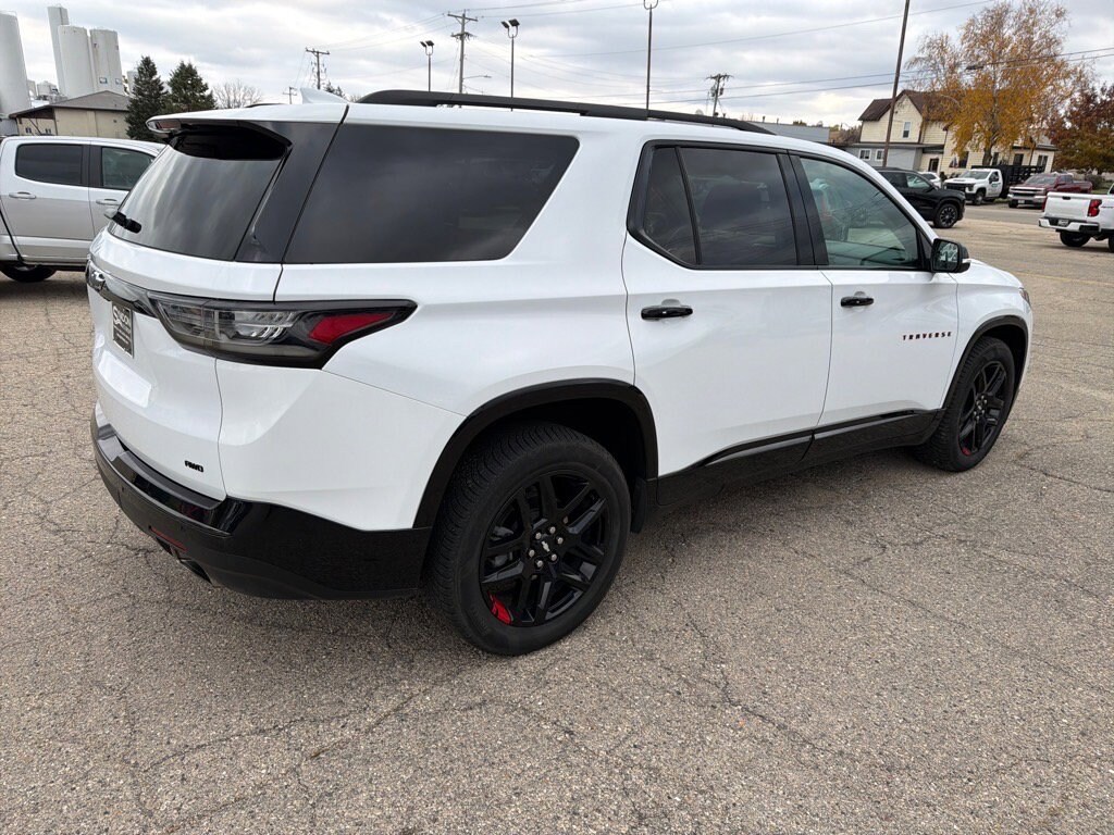 Used 2021 Chevrolet Traverse Premier AWD  Premier