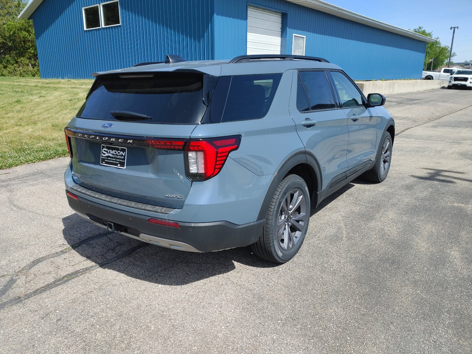 2026 Ford Explorer Active - Photo 7