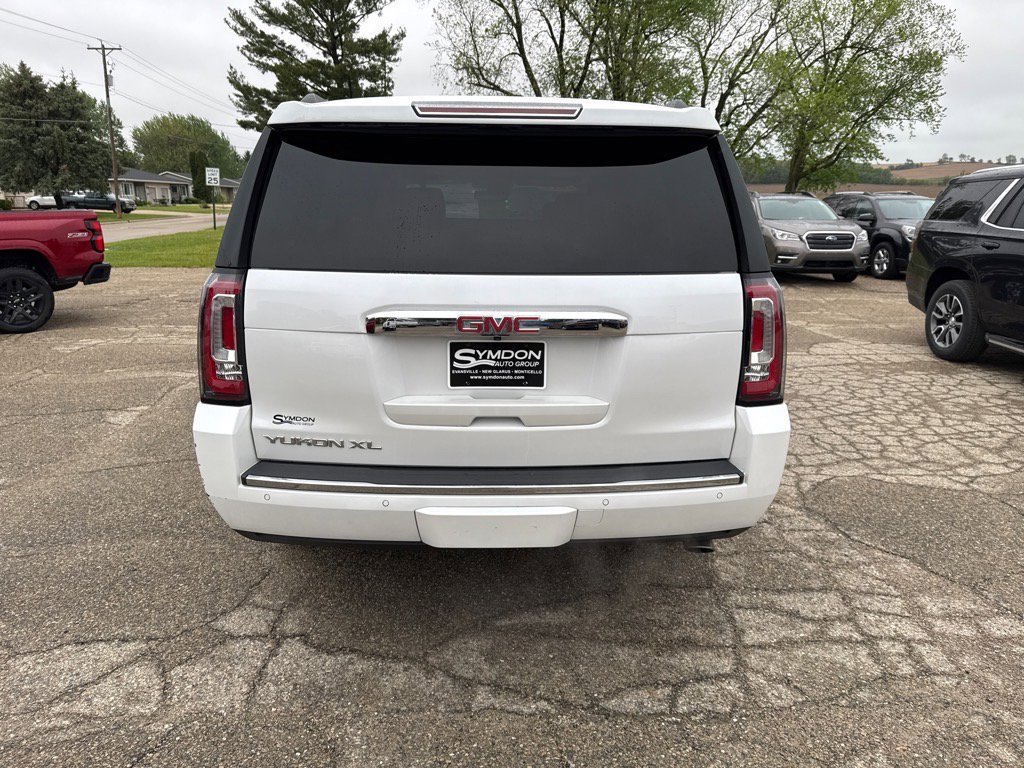 2019 Gmc Yukon XL Denali photo 4