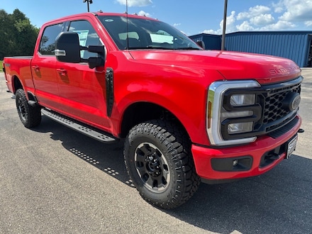 2025 Ford Super Duty F-350 XLT TRUCK