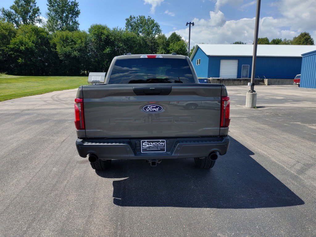 2025 Ford F-150 STX photo 4