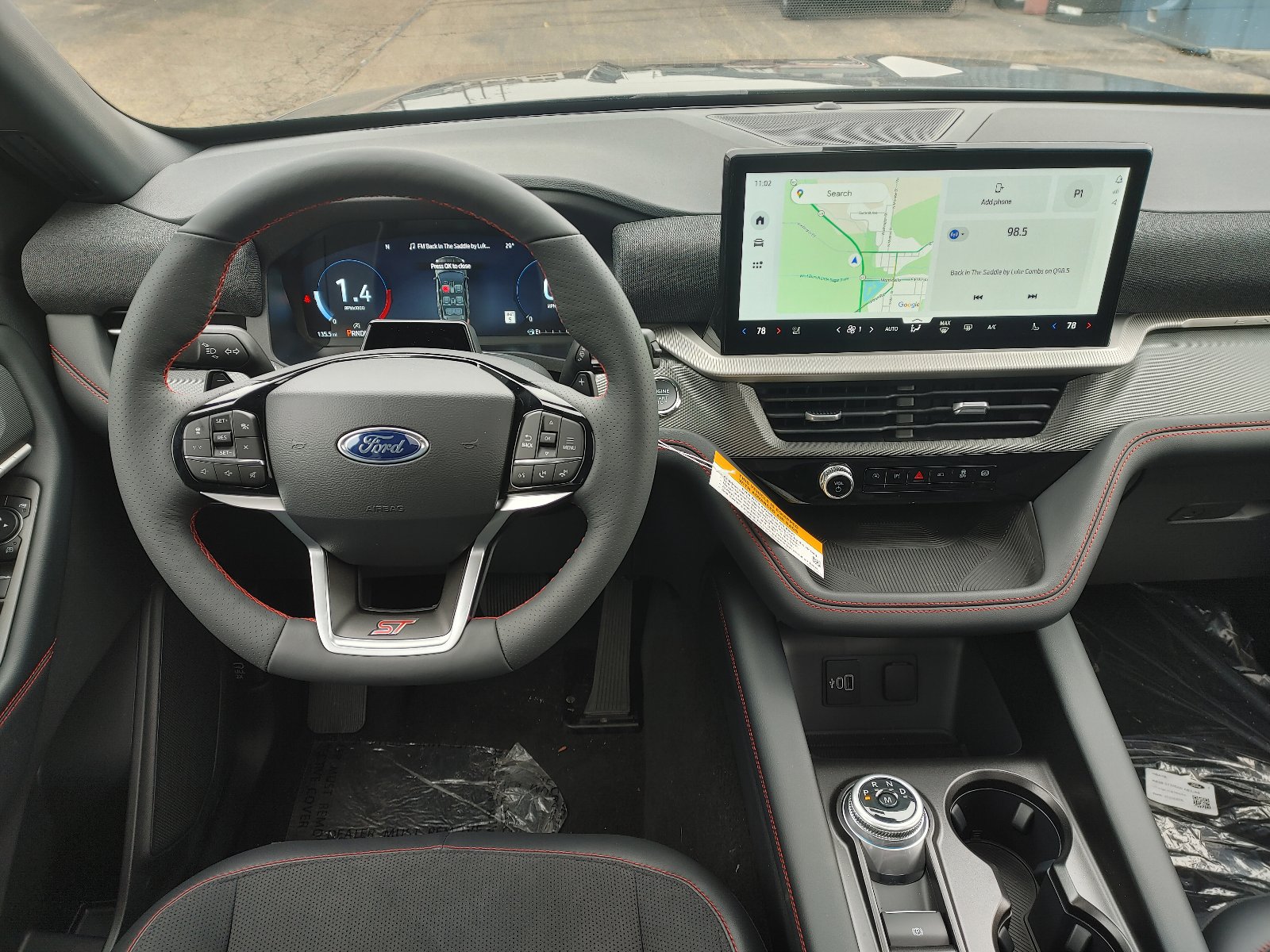 2026 Ford Explorer ST - Photo 12