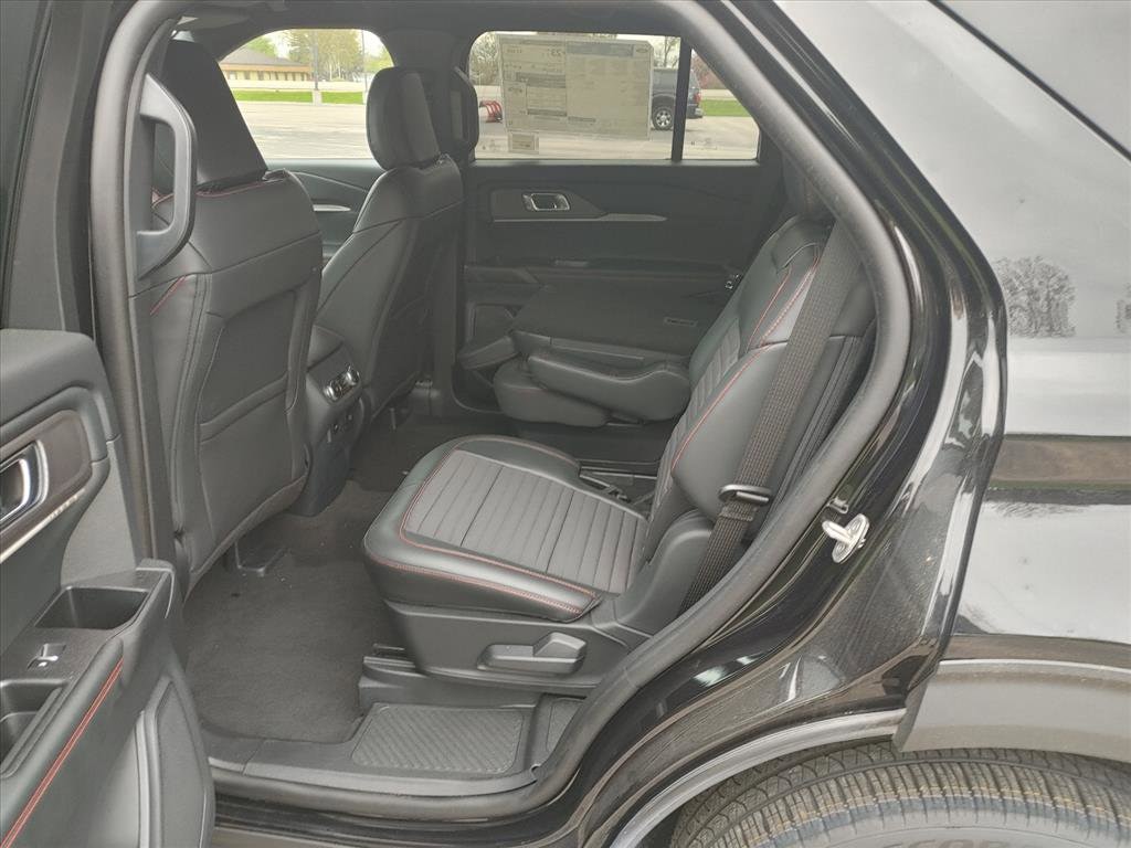 2025 Ford Explorer ST-Line - Photo 11