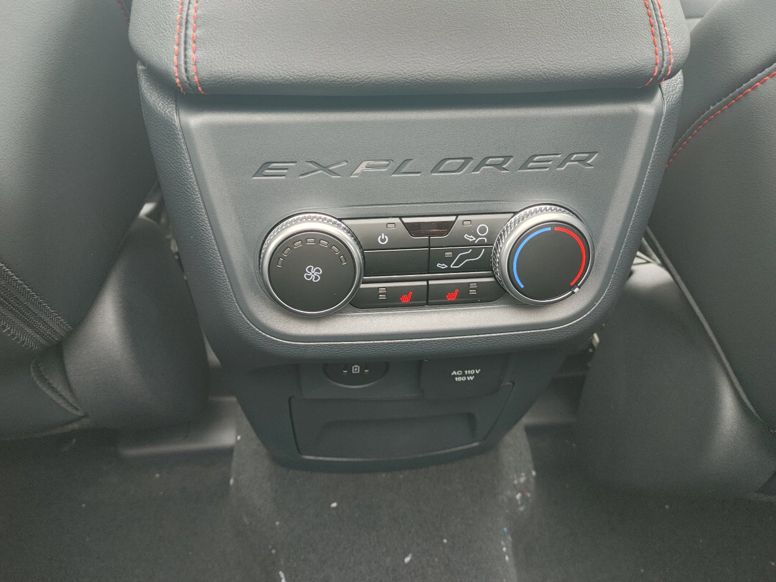 2026 Ford Explorer ST - Photo 16