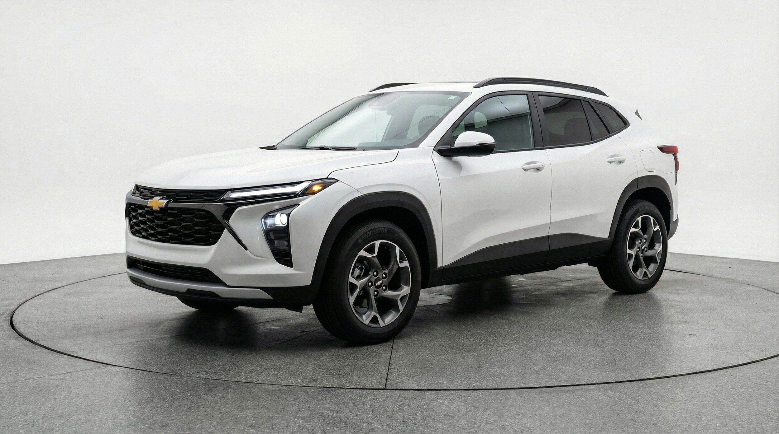 Thumbnail: 2025 Chevrolet Trax - 3