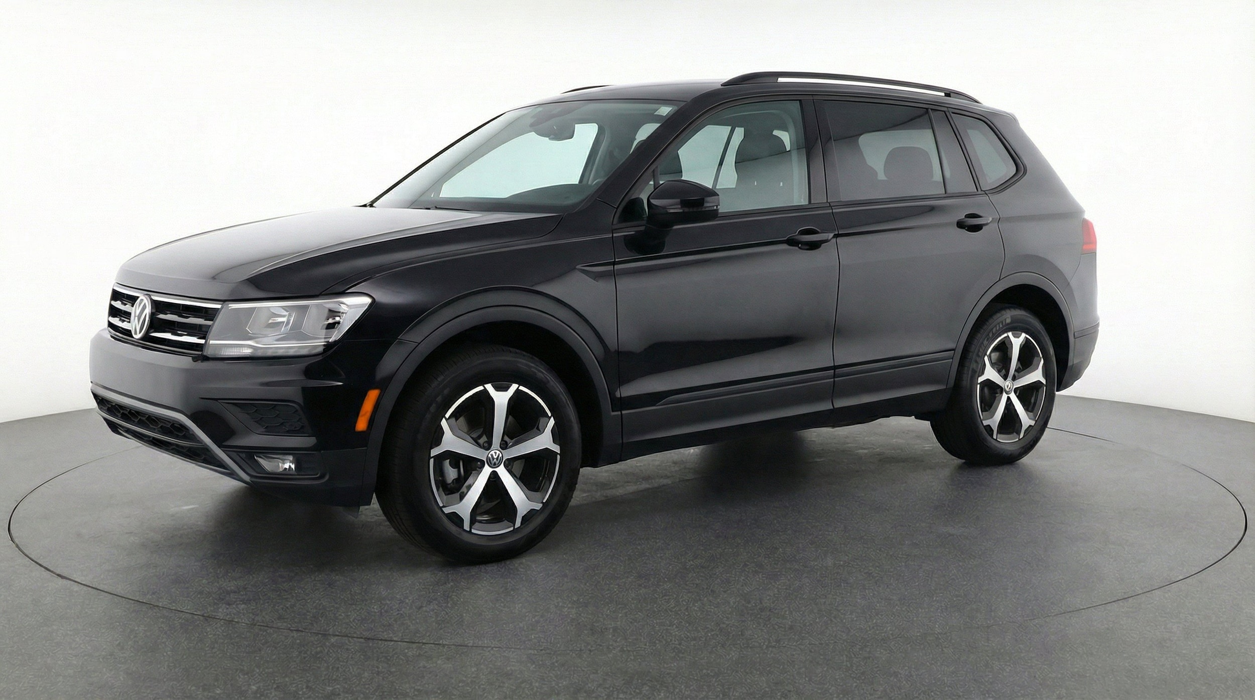 Thumbnail: 2026 Volkswagen Tiguan - 3