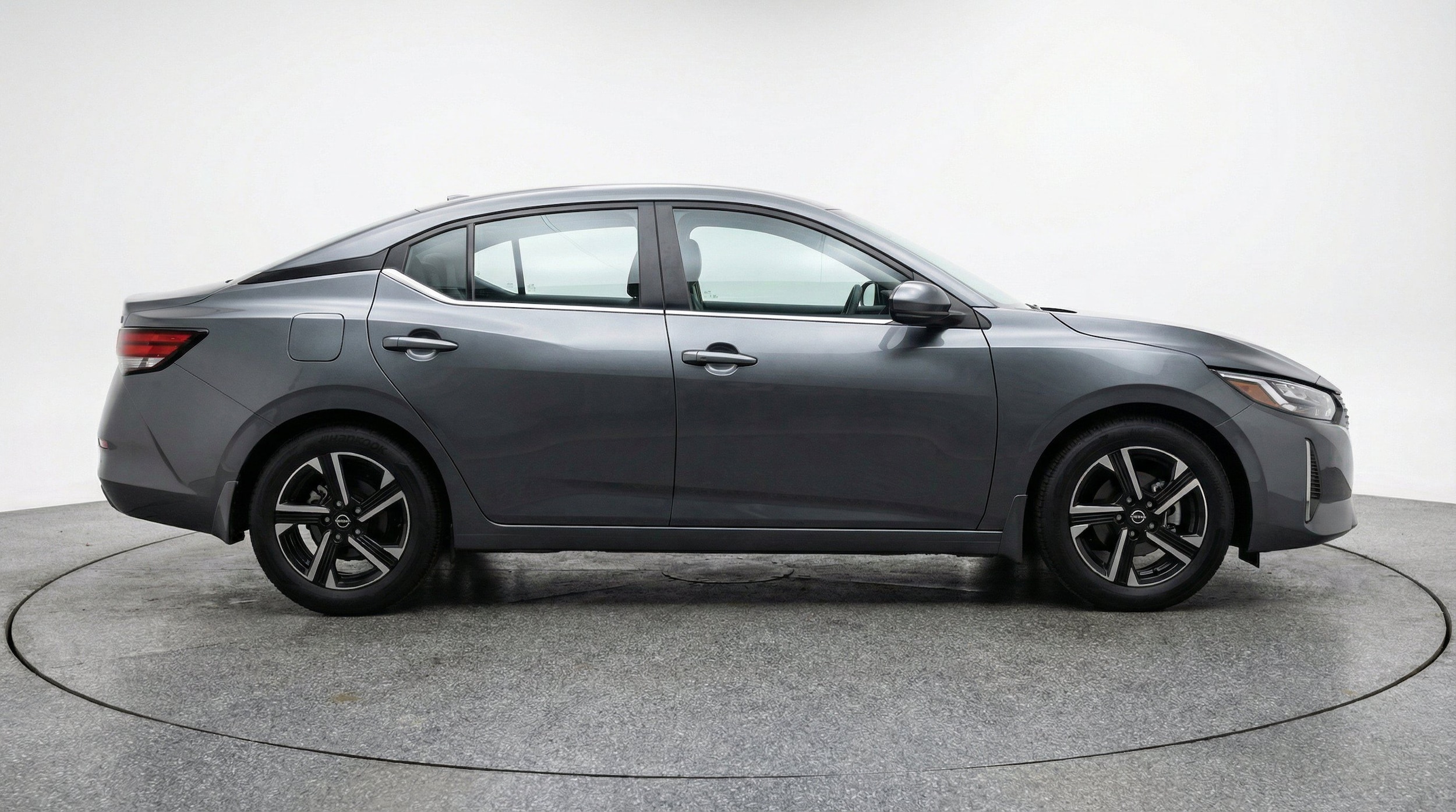 Thumbnail: 2025 Nissan Sentra - 11