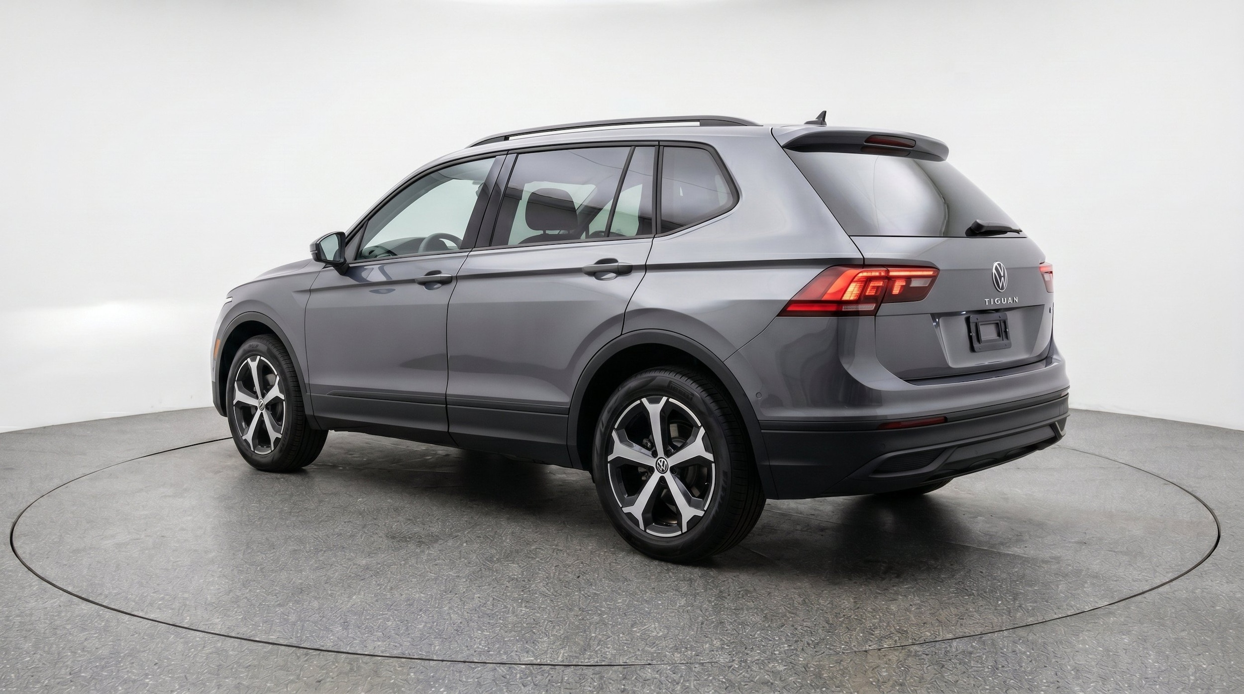 Thumbnail: 2026 Volkswagen Tiguan - 6