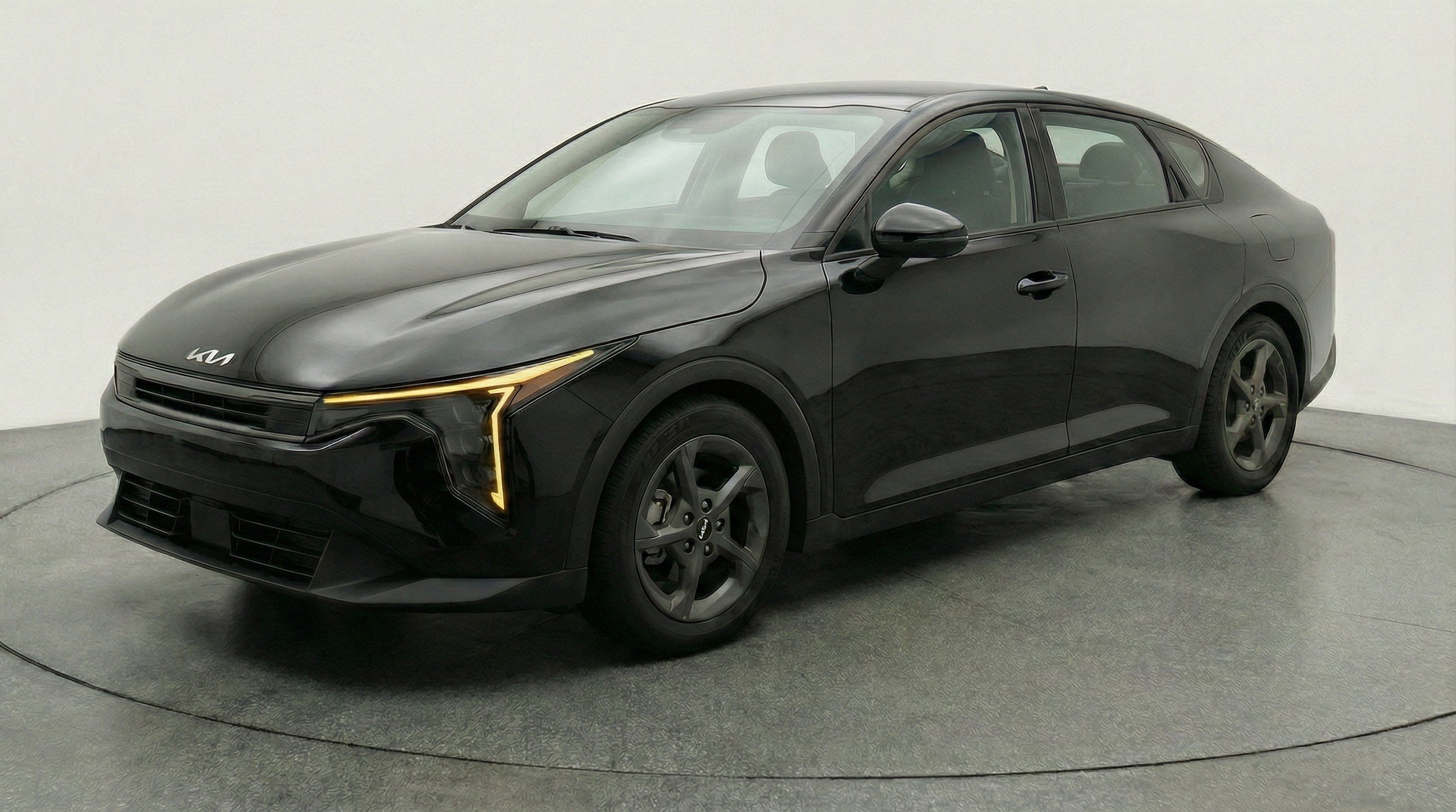 Thumbnail: 2025 Kia K4 - 3
