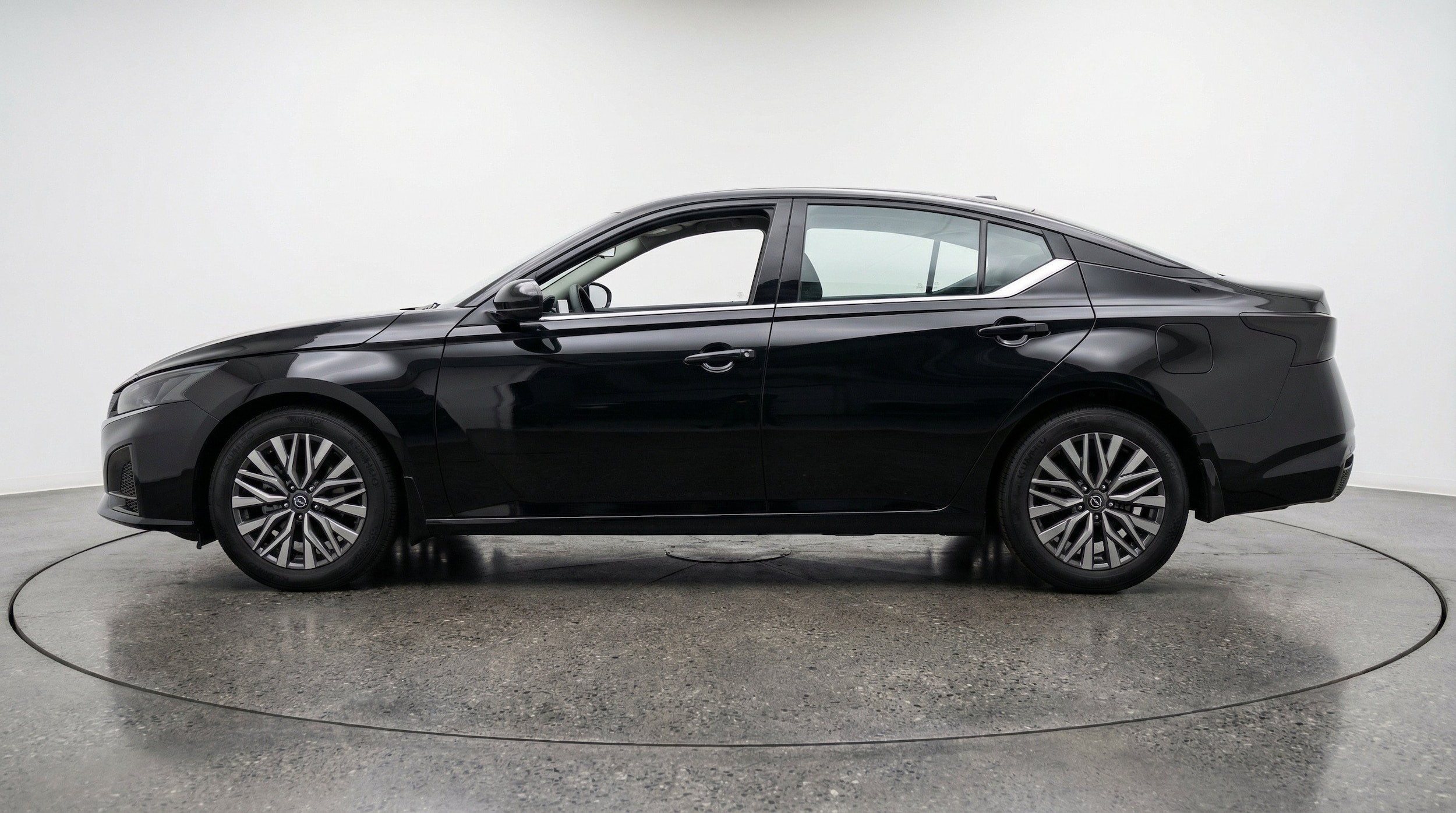 Thumbnail: 2026 Nissan Altima - 5