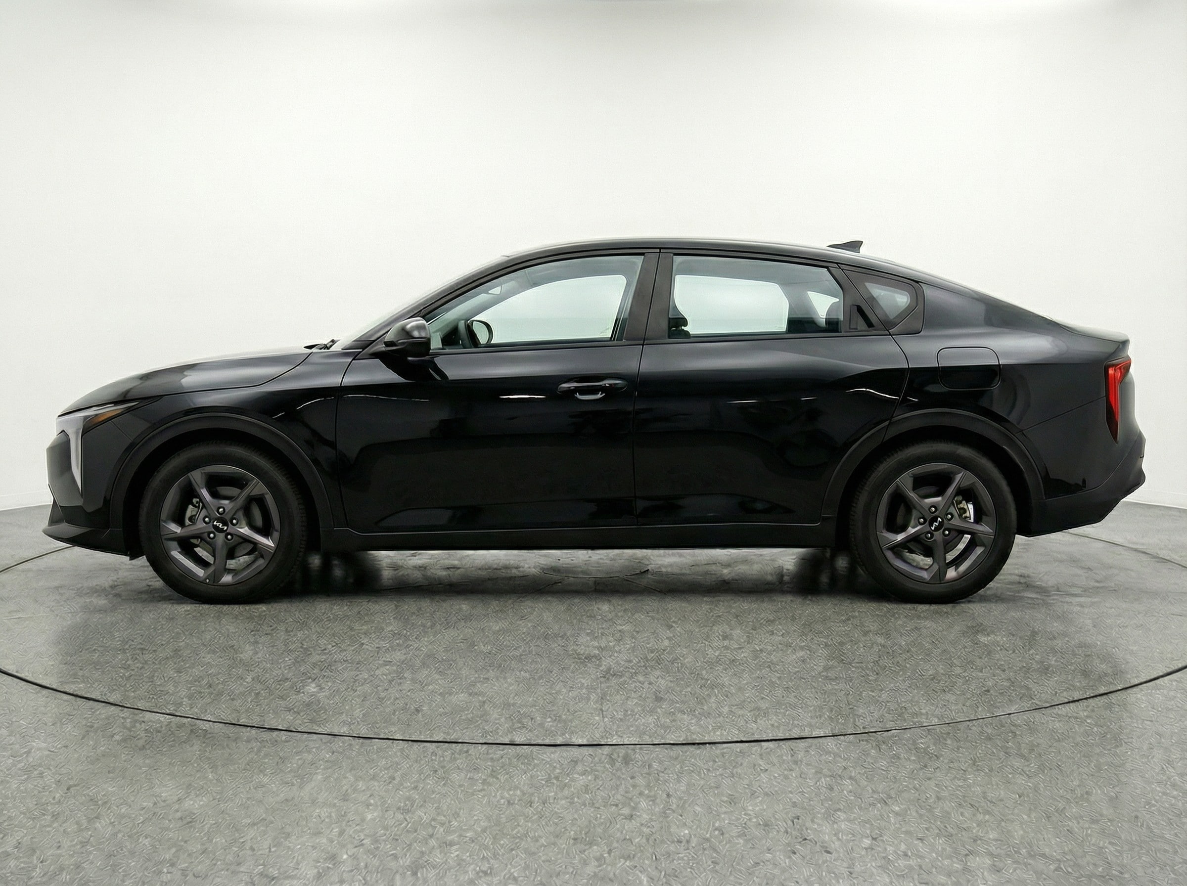 Thumbnail: 2025 Kia K4 - 4
