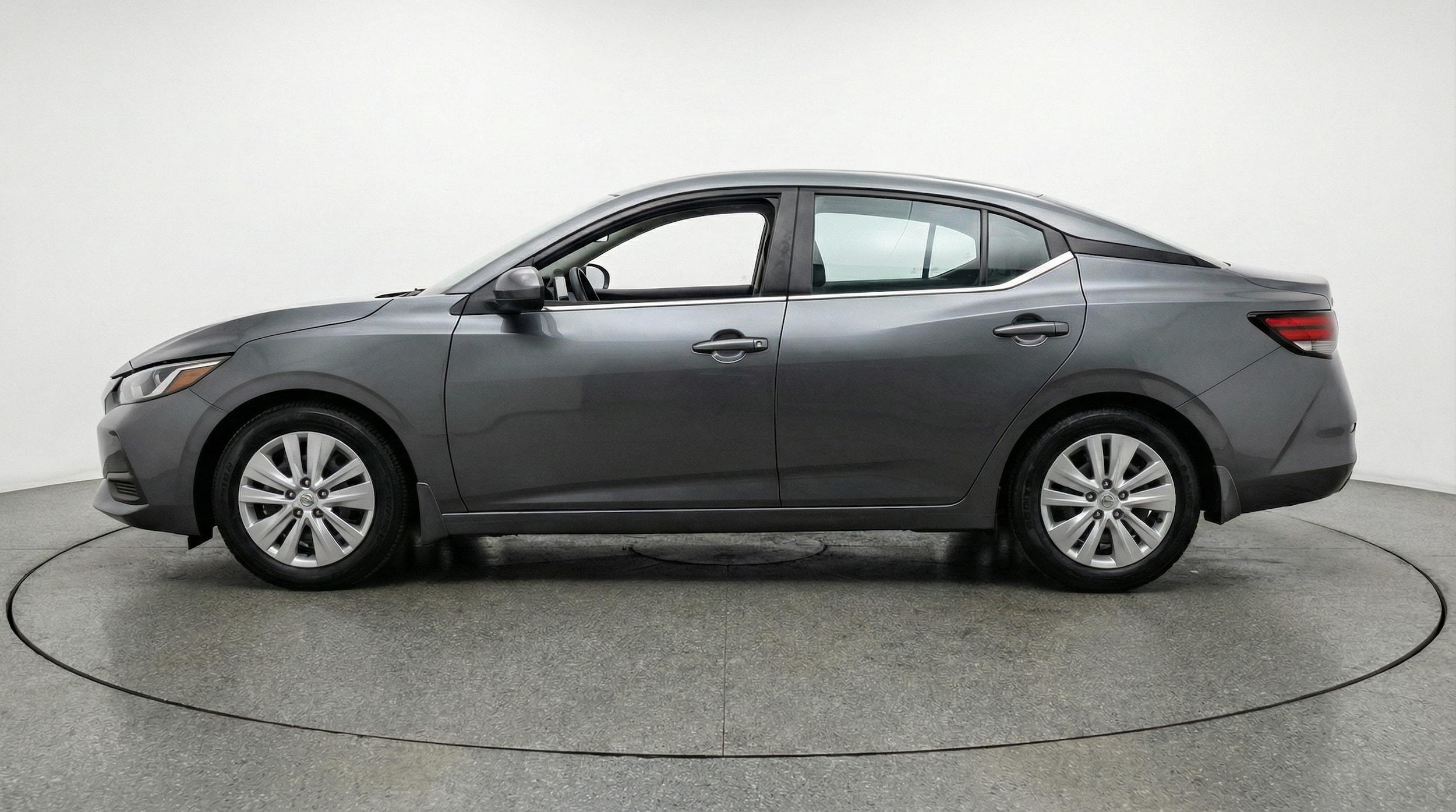 Thumbnail: 2025 Nissan Sentra - 4