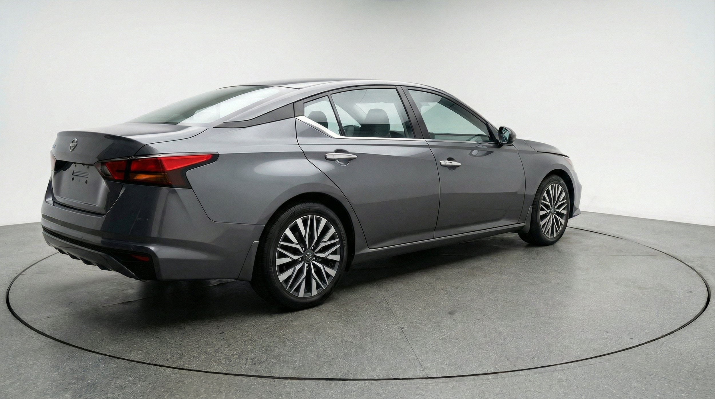Thumbnail: 2025 Nissan Altima - 9