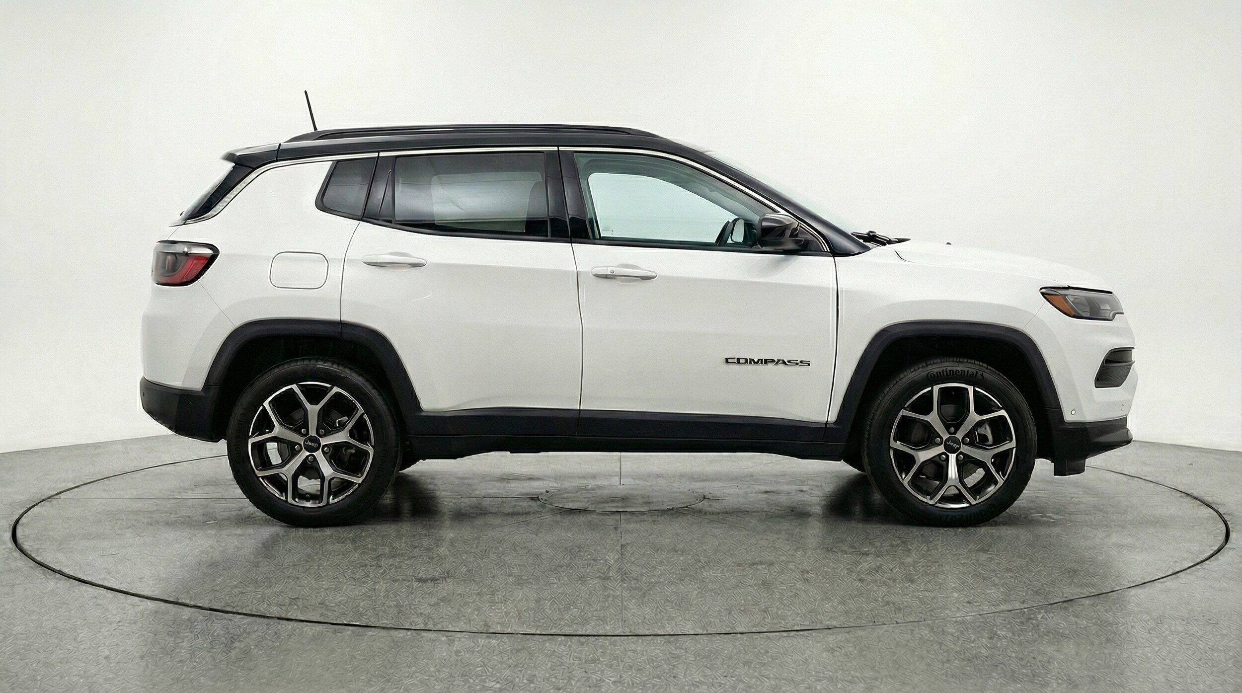 Thumbnail: 2025 Jeep Compass - 8