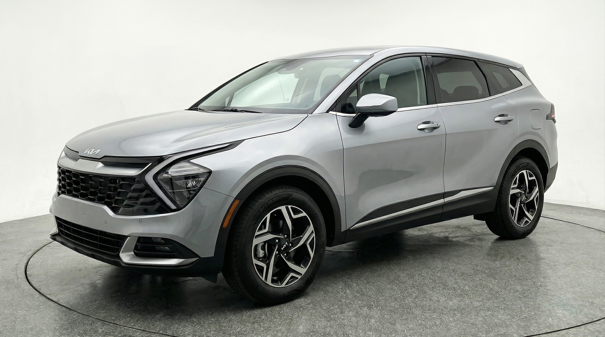 Thumbnail: 2025 Kia Sportage - 3